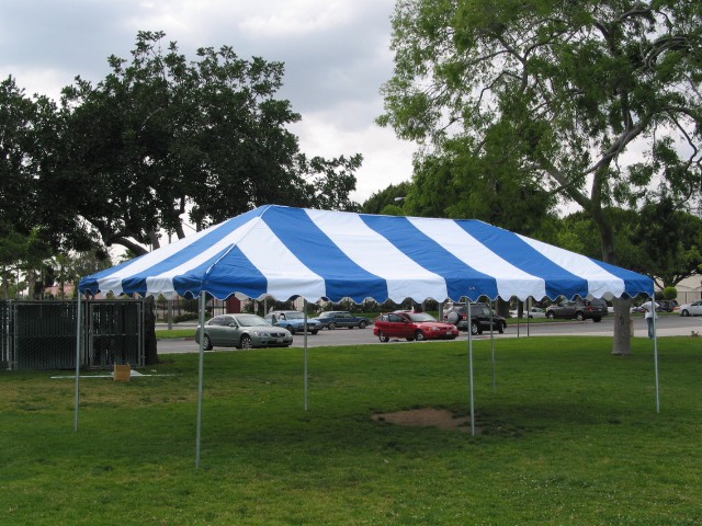 Commercial Duty 10' X 20' / 1 5/8" Dia. Frame Luxury Enclosed Event Party Tent