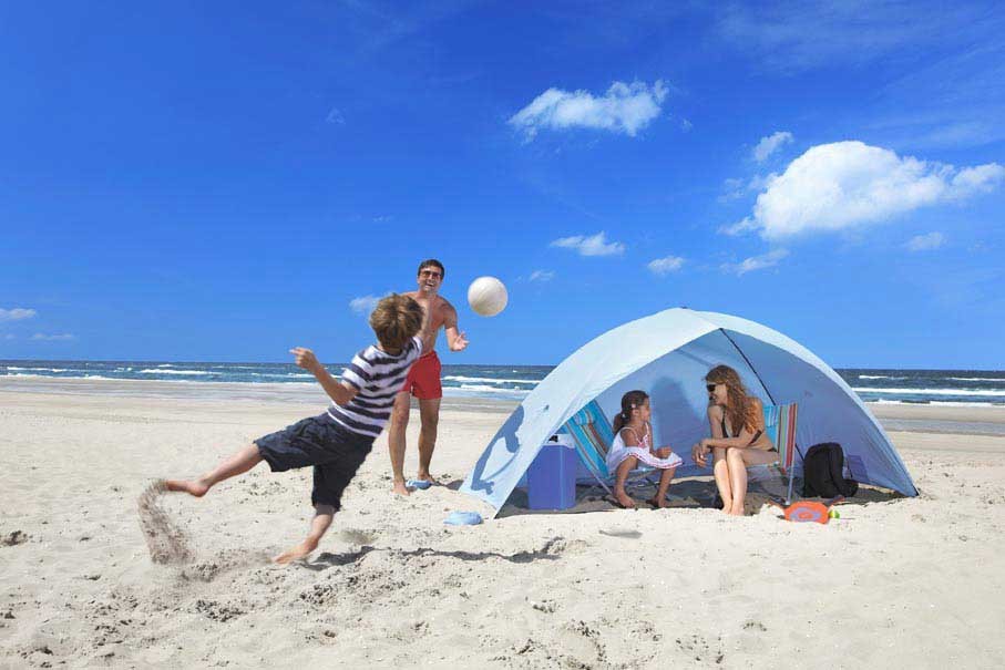 Beach canopy ideal for your family 